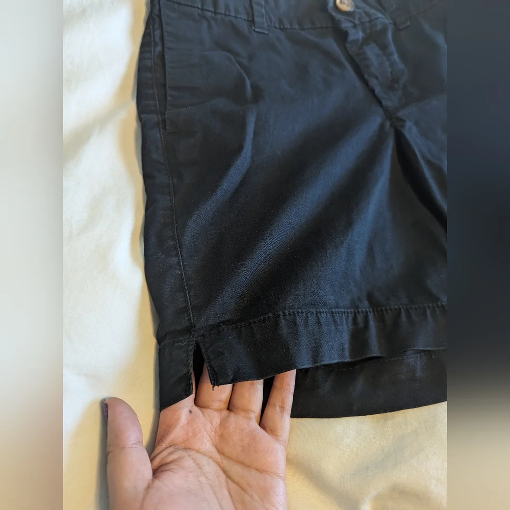 3/$15! Old Navy Everyday Mid-Rise Twill Chino Short - 6" - Picture 7 of 11